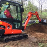 Minibager: pomocník nielen na kopanie záhradných jazierok