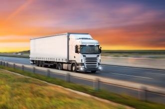 Cestná nákladná preprava v Európe: aké požiadavky treba spĺňať